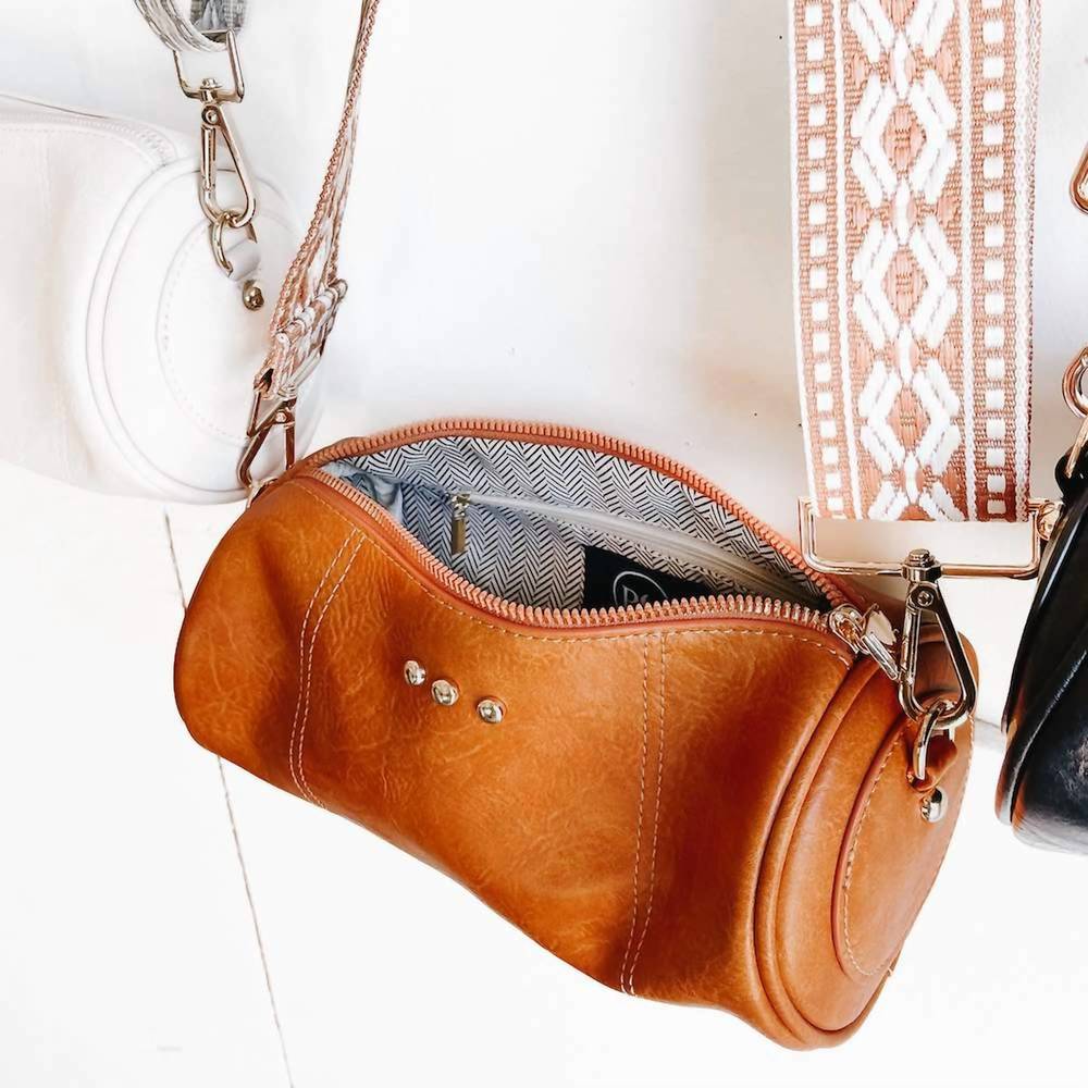 NEW PRETTY SIMPLE bellamy barrel bag in brown